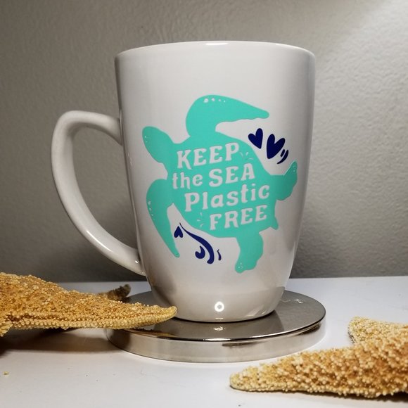 KEEP THE SEA PLASTIC FREE!!!! - Picture 1 of 3